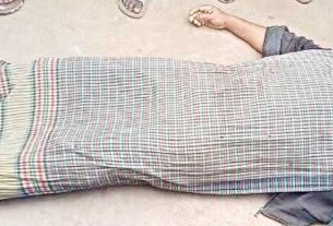 পিকআপ ভ্যানের ধাক্কায় বাইকার নিহত