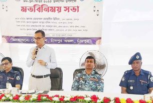 চাঁদপুর-ঢাকা নৌরুটে ফিটনেসবিহীন