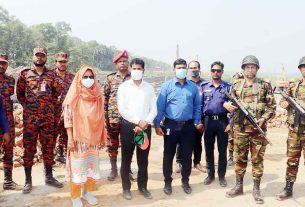 দুইদিনে ফরিদগঞ্জ উপজেলায় ৬টি ইটভাটা ধ্বংস করলো যৌথবাহিনী