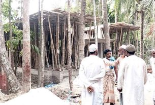 ফরিদগঞ্জে পৈত্রিক সম্পত্তি ফিরে পেতে সংগ্রাম, প্রতিপক্ষের ভবন নির্মাণ অব্যাহত