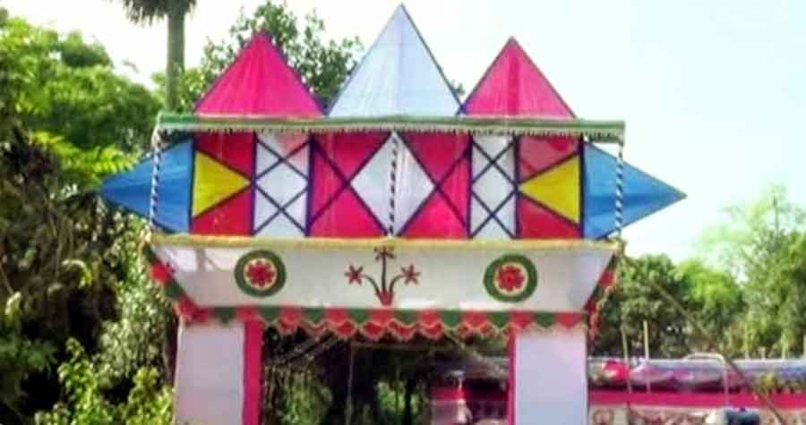 শাহরাস্তিতে ম্যাজিস্ট্রেটের উপস্থিতি টের পেয়ে পালালেন বর, প্রশাসনের হস্তক্ষেপে থেমে গেল বাল্যবিয়ে