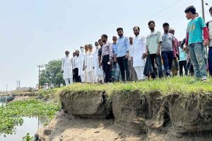 চরলক্ষীপুরে নদীভাঙন প্রতিরোধে স্থায়ী প্রকল্পের আশ্বাস পানি উন্নয়ন বোর্ডের