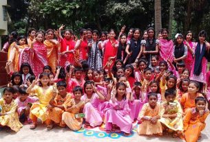 ঈদের খুশিতে এতিম শিশুদের পাশে দৃষ্টান্ত স্থাপন করলেন দুই ব্যক্তি