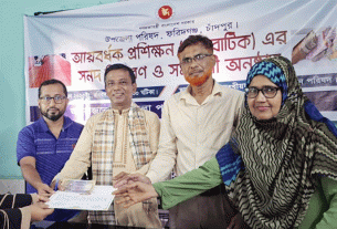 পিছিয়ে পড়া নারীদের আত্মকর্মসংস্থান প্রশিক্ষণ শেষে সনদ বিতরণ