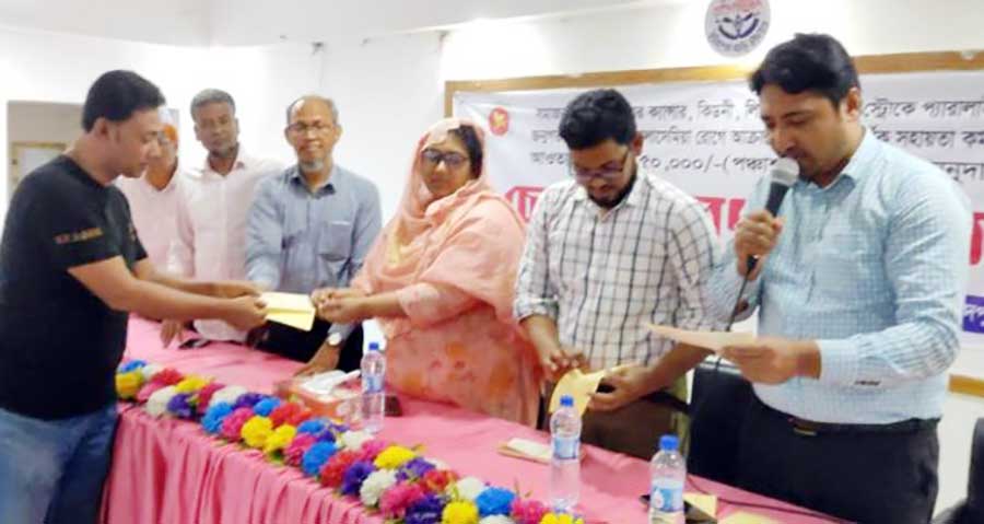 শাহরাস্তিতে ৮৭ জন রোগীকে ৪৩ লাখ টাকার চিকিৎসা সহায়তা প্রদান