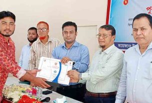 মতলব দক্ষিণে কৃতি শিক্ষার্থীদের মাঝে এসইডিপি প্রকল্পের পুরস্কার বিতরণ