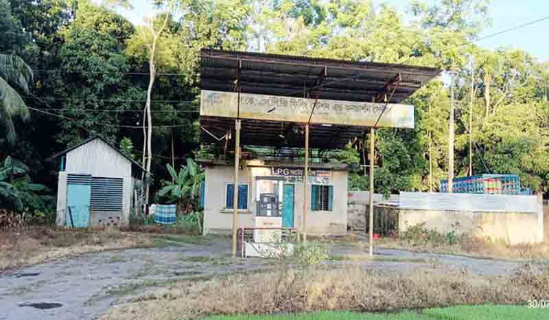 ফরিদগঞ্জের ভাটিয়ালপু এলপিজি ফিলিং স্টেশনে ভয়ংকর ঘটনা 