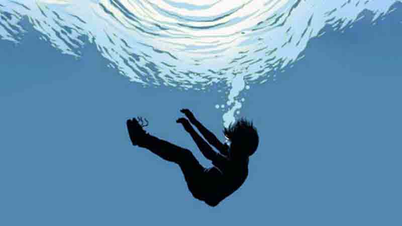 শাহরাস্তিতে পুকুরে ডুবে ১২ বছরের শিশুর করুণ মৃত্যু