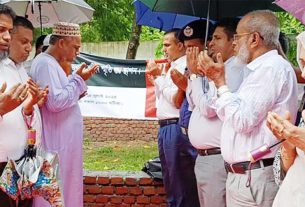 চাঁদপুরে 'জুলাই শহীদ স্মৃতিস্তম্ভ' নির্মাণের উদ্বোধন