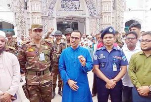 যেকোন মূল্যে হাজীগঞ্জ বাজারকে যানজট ও হকারমুক্ত করা হবে --------জেলা প্রশাসক মোহাম্মদ মোহসীন উদ্দিন