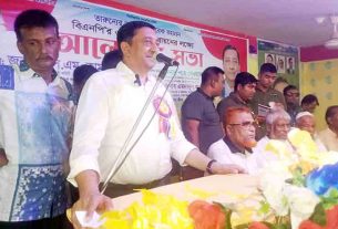 বাবুরহাটরে বিএনপির ৩১ দফা বাস্তবায়নের লক্ষ্যে আলোচনা সভা ও গণসংযোগ