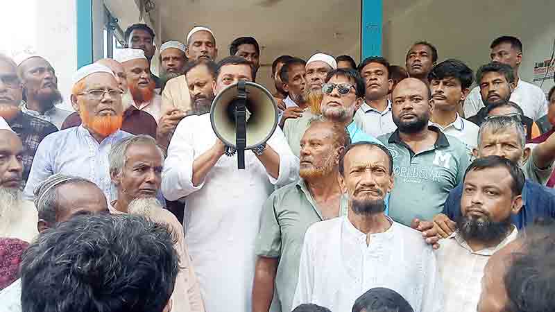 বিএনপির মতো প্রতিষ্ঠান ছাড়া এ দেশ পরিচালনা সম্ভব নয় : আজম খান