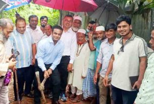 মতলব পৌরসভায় সড়ক উন্নয়নের কাজ শুরু