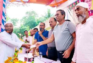 আশিকাটি ইউনিয়নে বিভিন্ন ওয়ার্ড বিএনপির প্রাথমিক সদস্য সংগ্রহ কর্মসূচীর উদ্বোধন