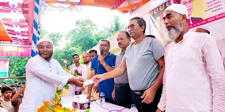 আশিকাটি ইউনিয়নে বিভিন্ন ওয়ার্ড বিএনপির প্রাথমিক সদস্য সংগ্রহ কর্মসূচীর উদ্বোধন