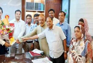 চাঁদপুর সদরে বিদায়ী ও নবাগত ইউএনওকে শুভেচ্ছা