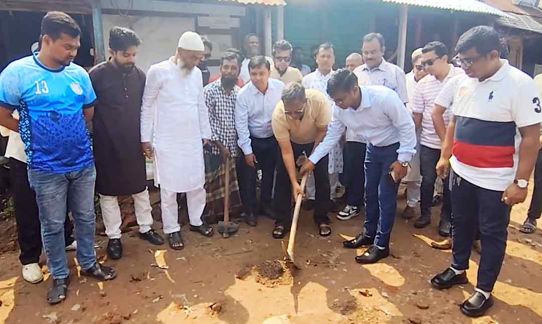 চাঁদপুরে লোহারপুল-দোকানঘর সড়ক উন্নয়ন কাজের উদ্বোধন