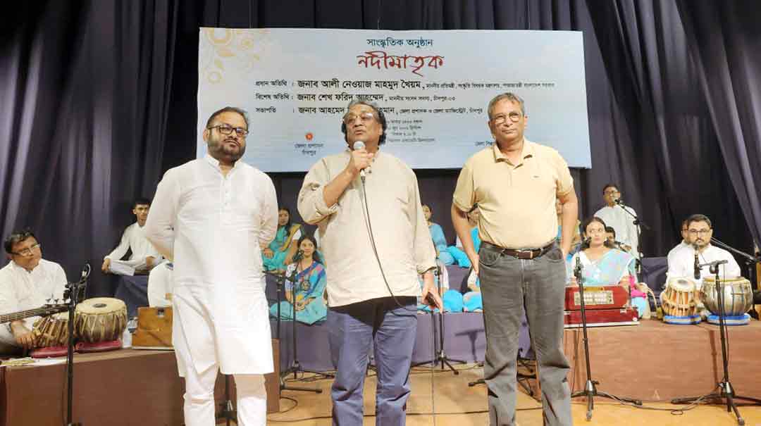 ক্ষতিগ্রস্ত অডিটোরিয়াম পুনর্গঠনে উদ্যোগের কথা জানালেন আলী নেওয়াজ মাহমুদ খৈয়ম