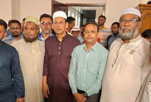 কচুয়ায় শিক্ষামন্ত্রী মিলনের সঙ্গে সৌদি প্রবাসীদের শুভেচ্ছা বিনিময়