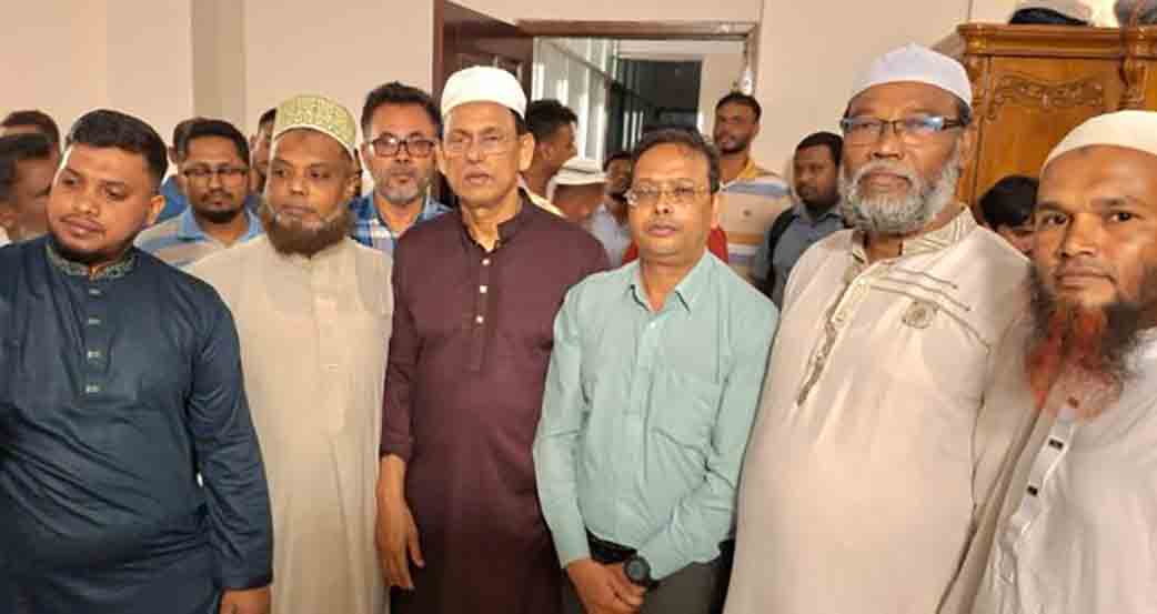 কচুয়ায় শিক্ষামন্ত্রী মিলনের সঙ্গে সৌদি প্রবাসীদের শুভেচ্ছা বিনিময়