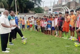 চাঁদপুরে নতুন কুঁড়ি সংগঠনের মাসব্যাপী ফুটবল প্রশিক্ষণের উদ্বোধন