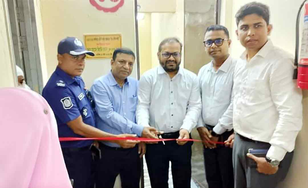 জেলা প্রশাসকের সাথে হাইমচর উপজেলা প্রশাসনের মতবিনিময়