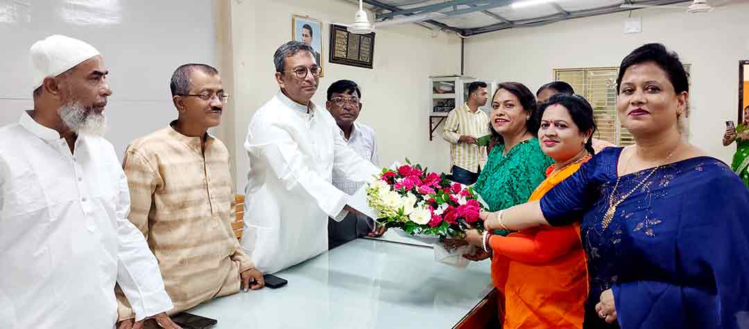 মহিলা ঐক্য পরিষদের সঙ্গে এমপি মানিকের মতবিনিময়