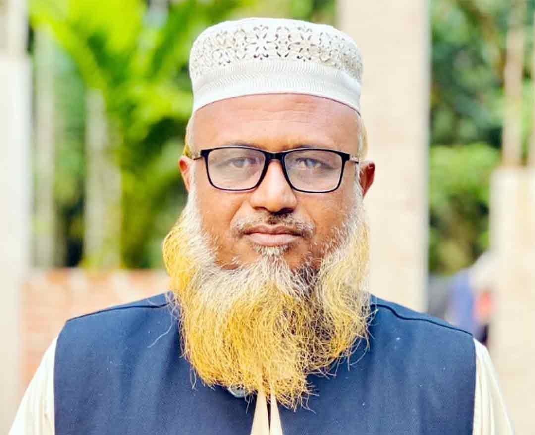 ফরিদগঞ্জে মাদ্রাসা সুপারের দ্বৈত চাকরি নিয়ে অভিযোগ, তদন্তে প্রশাসন