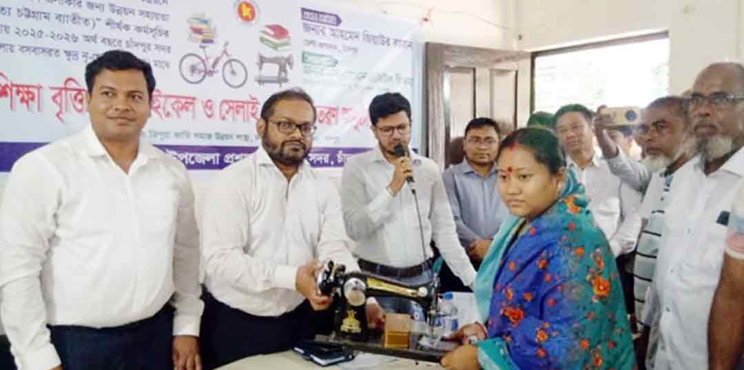 সরকারি সহায়তা কাজে লাগিয়ে এগিয়ে যাওয়ার আহ্বান ডিসির