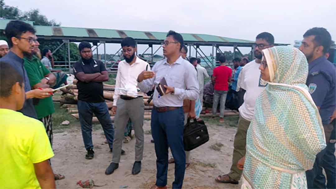 নদী ভরাট করে ঘাট নির্মাণ, ৫০ হাজার টাকা জরিমানা