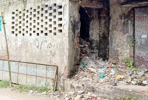 নয়ারহাট বাজারে ময়লার স্তূপ, স্বাস্থ্যঝুঁকিতে ৩ প্রতিষ্ঠানের শিক্ষার্থী